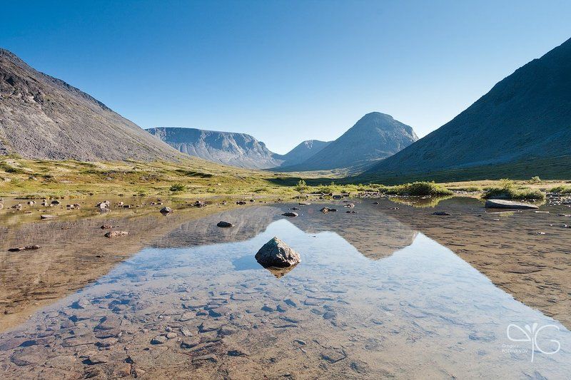 хибины, малая, белая, долина, рассвет, горы, озеро, отражение, утро, юдычвумчорр, петрелиуса, рамзая, hibiny, malaya, belaya, river, lake, morning, sunrise, reflection, judychvumchorr, petrelius, ramzay Утро в долине Малой Белой фото превью