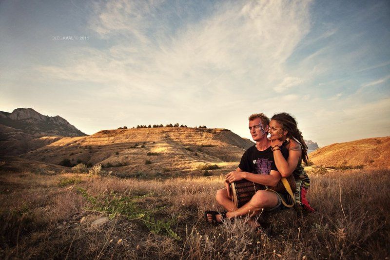 девушка, парень, пейзаж те, у кого есть крылья фото превью