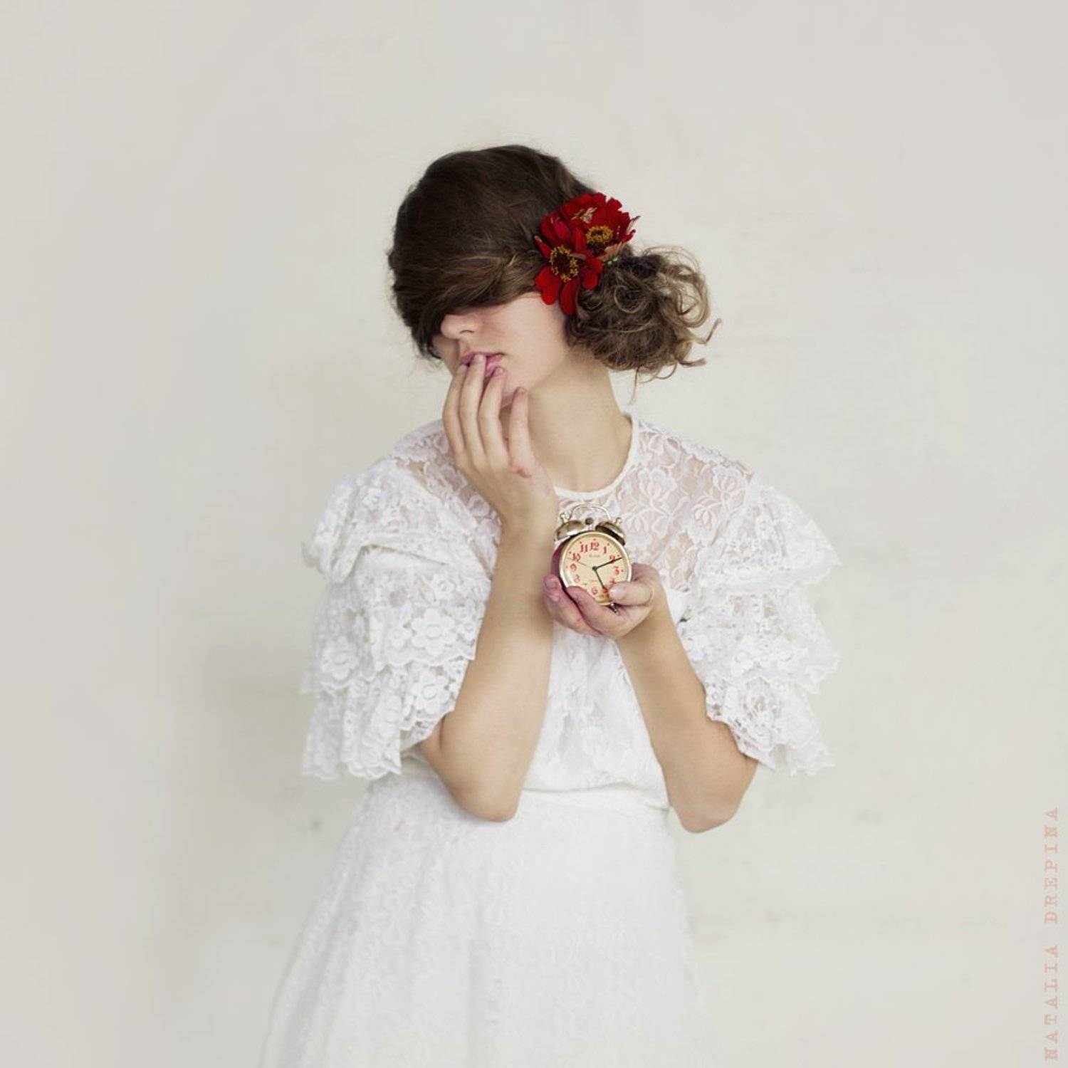 the silence, time, blind, red, white, bride, Natalia Drepina