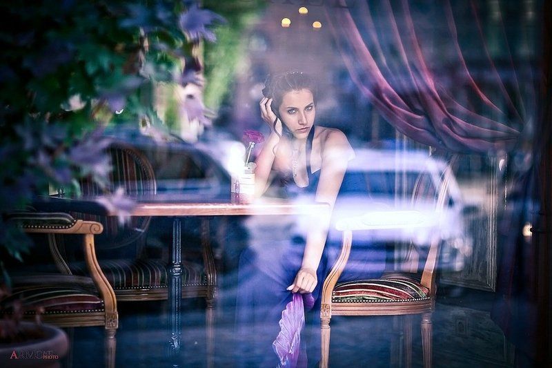 behind glass фото превью