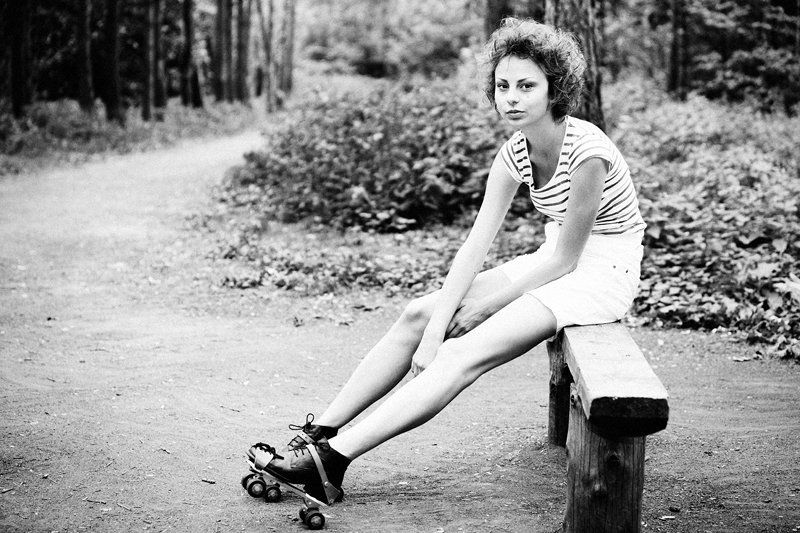 роллики, девушка, ретро, парк Roller Skates фото превью