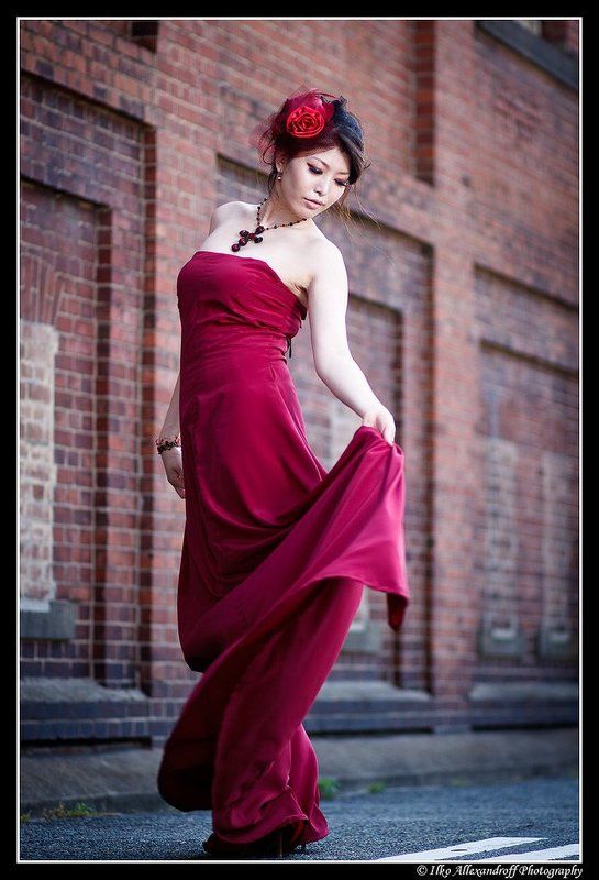 red, dress, portrait, strobist, softbox Spanish Red фото превью