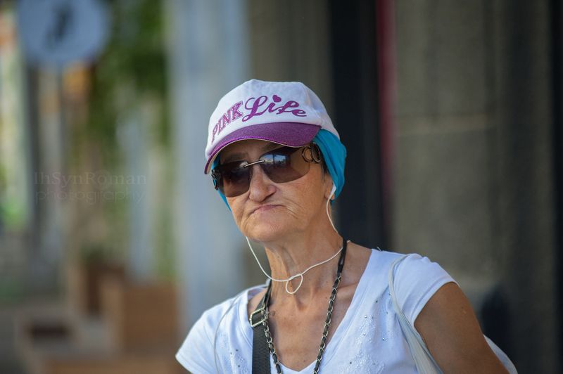 женщина,жанр,улица,портрет В лицах ... фото превью