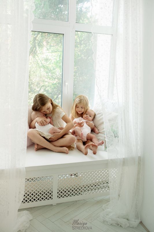 Няньки фото превью