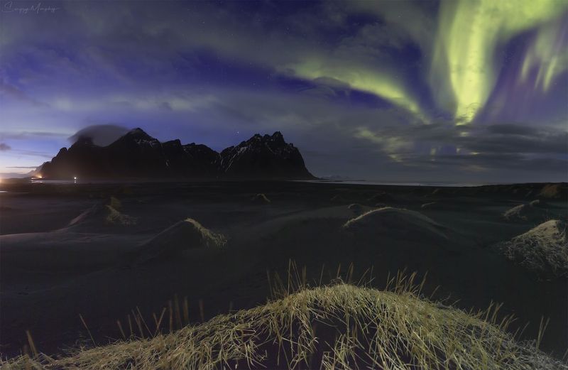vestrahorn. iceland. When night meets day. Vestrahorn. Iceland. фото превью
