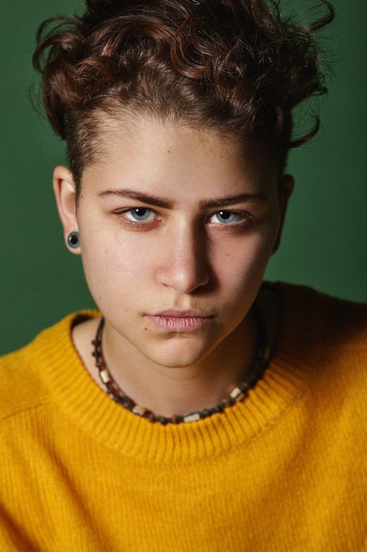Models , Asen Andreev , Asen Andreev Photography , Studio , Studio Light , Light , Pose , Posing , Color Image , Fashion, Portrait  ETI фото превью