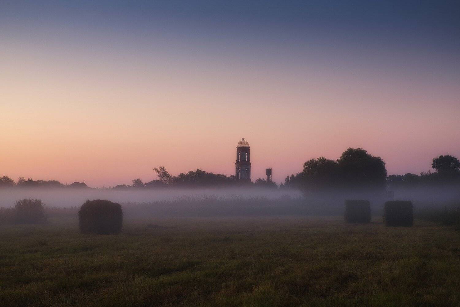 россия, ярославская область, угодичи, неро, утро, лето, озеро, рассвет, пейзаж, природа, туман, церковь, Оборотов Алексей