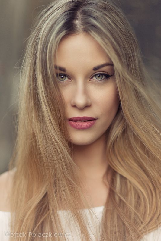 portrait women blonde eyes  women by wpixel (More Than Beauty) фото превью