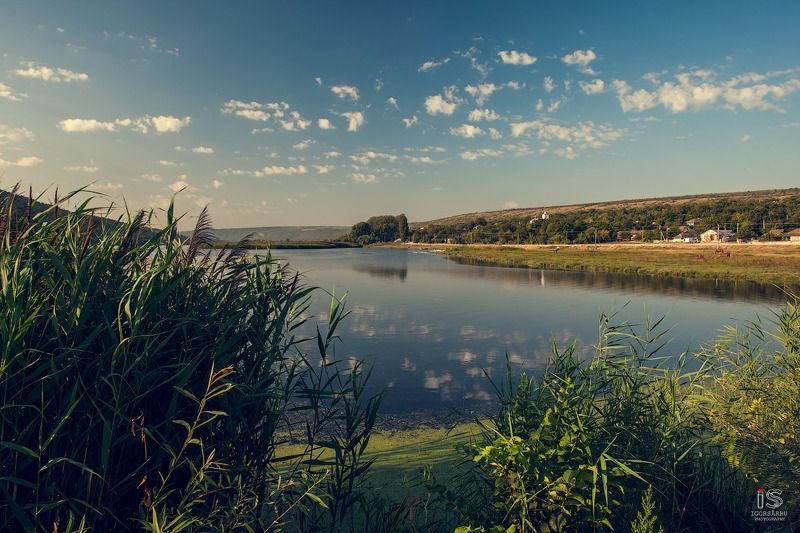 Река Днестр фото превью
