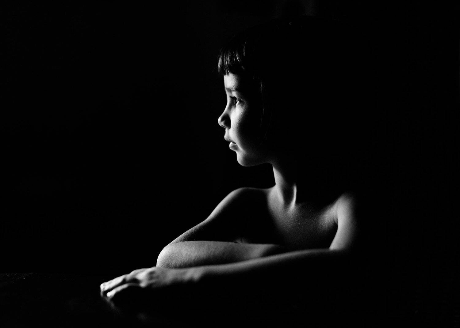 портрет девочка ребенок черно-бело фото, Сергеева Марина