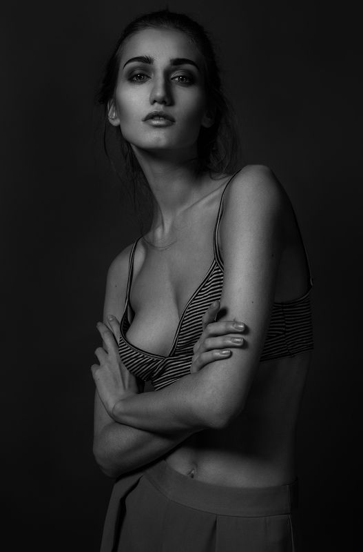 portrait, bw, girl, model, beauty, face, портрет, девушка, модель, стиль, чб, мода Polina фото превью