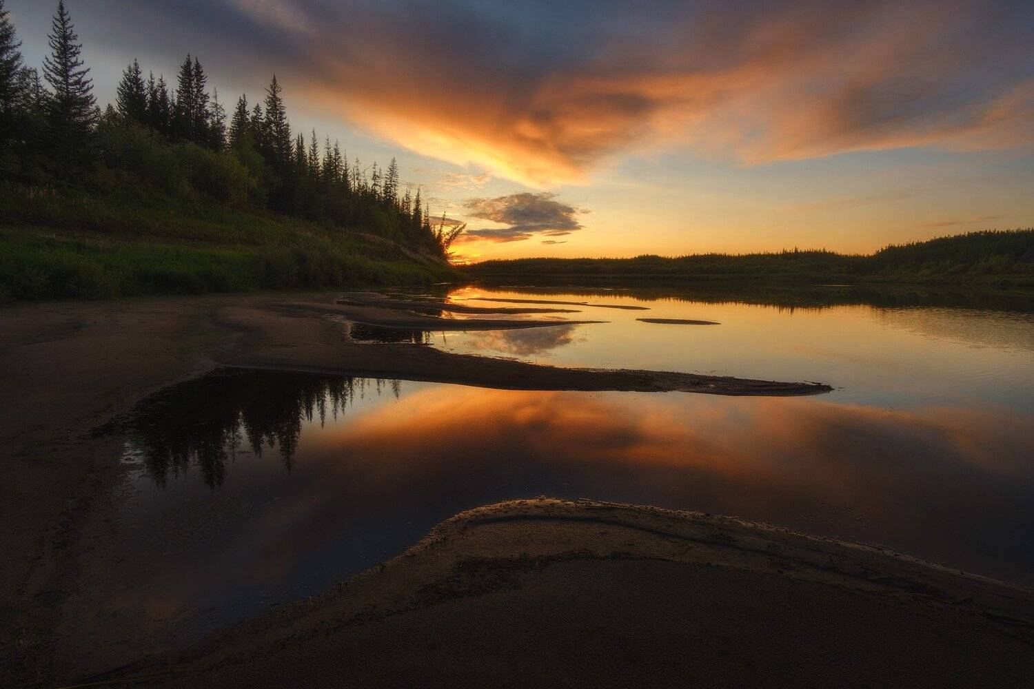 россия, иркутская область, ербогачен, нижняя тунгуска, сибирь, тайга, река, лес, закат, сумерки, отражение, туман, осень, Оборотов Алексей