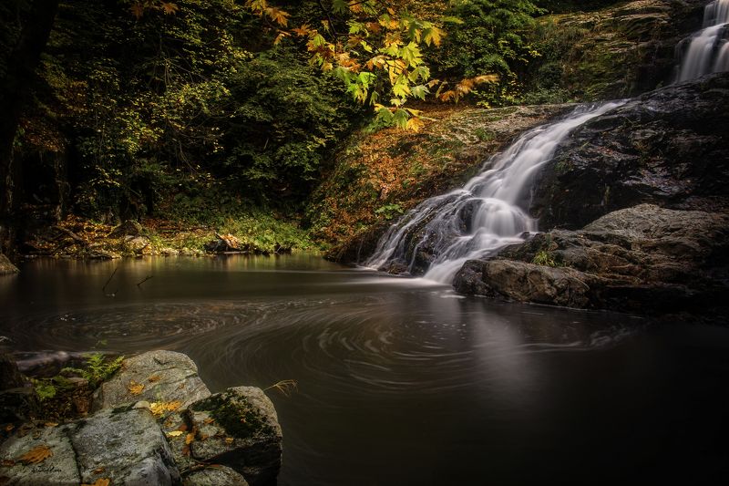 #autumn #colors #suuctu #waterfall Suuctu falls фото превью