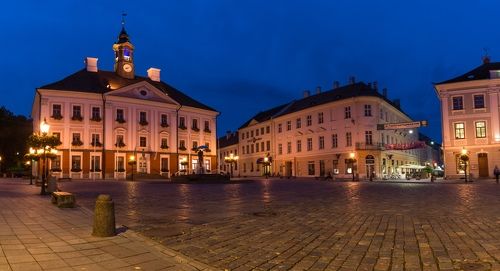 Ратушная площадь