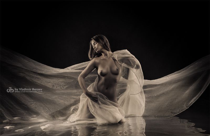 арт-ню, Владимир Бероеа, Vladimir Beroev, ню, nude, boduart, фотосессия, beauty, бьюти, aqua, голая, naked, фотосет, аквастудия, аквасъемка VicAqua. Scene 1 фото превью