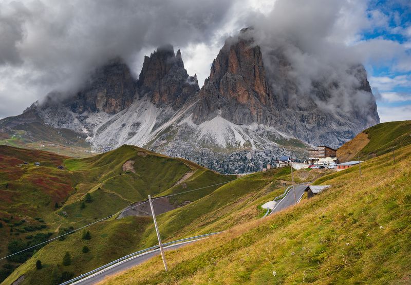 alps mountains,asphalt,clouds,dolomites,forest,funicular,hiking,hills,italy,journey,landscape,mountain,nature,peak,rainbow,road,rock,sky,tourism,travel,tree,view,village house,village landscape,way view of mountains: Sassopiatto and Punta Grohmann фото превью
