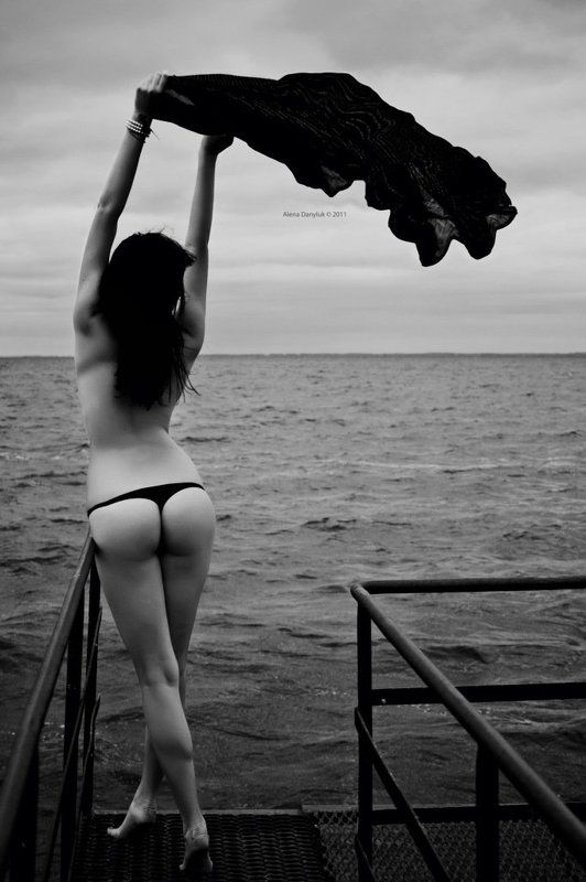 Только ветер шепчет: «Молчи, Про любовь ... фото превью