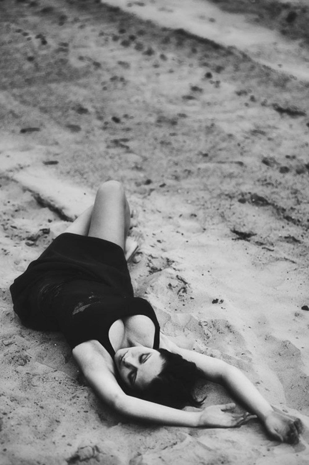 ася, песок, девушка, b&w, BezOdezhdi