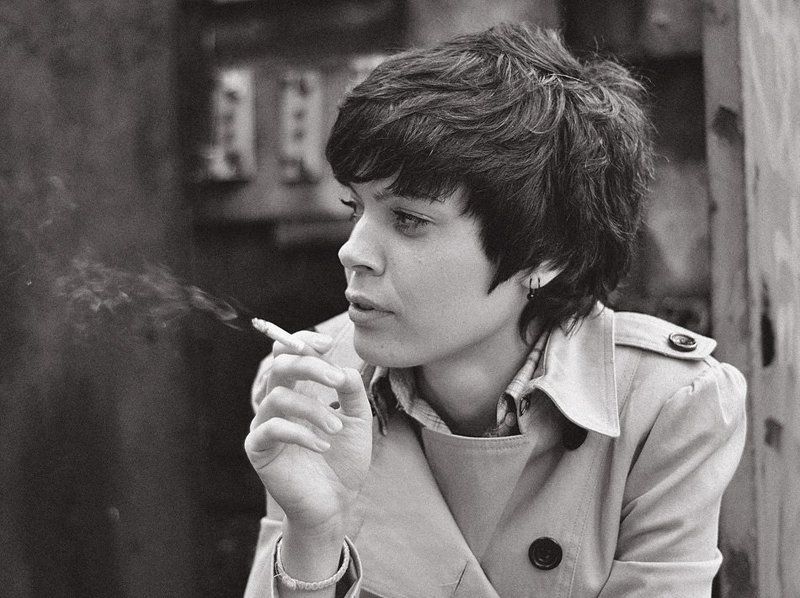 Rain......laughing at the window фото превью