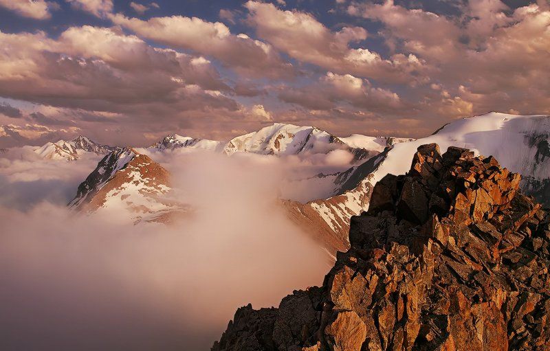 горы, вечер, закат, заилийский алатау Танго с облаками фото превью