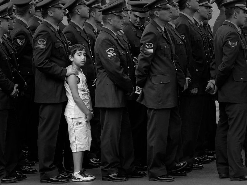 мальчик, солдаты, парад *** фото превью