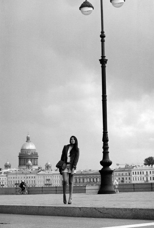 питер, пленка, ч\\\\б, портрет, город Her city. фото превью