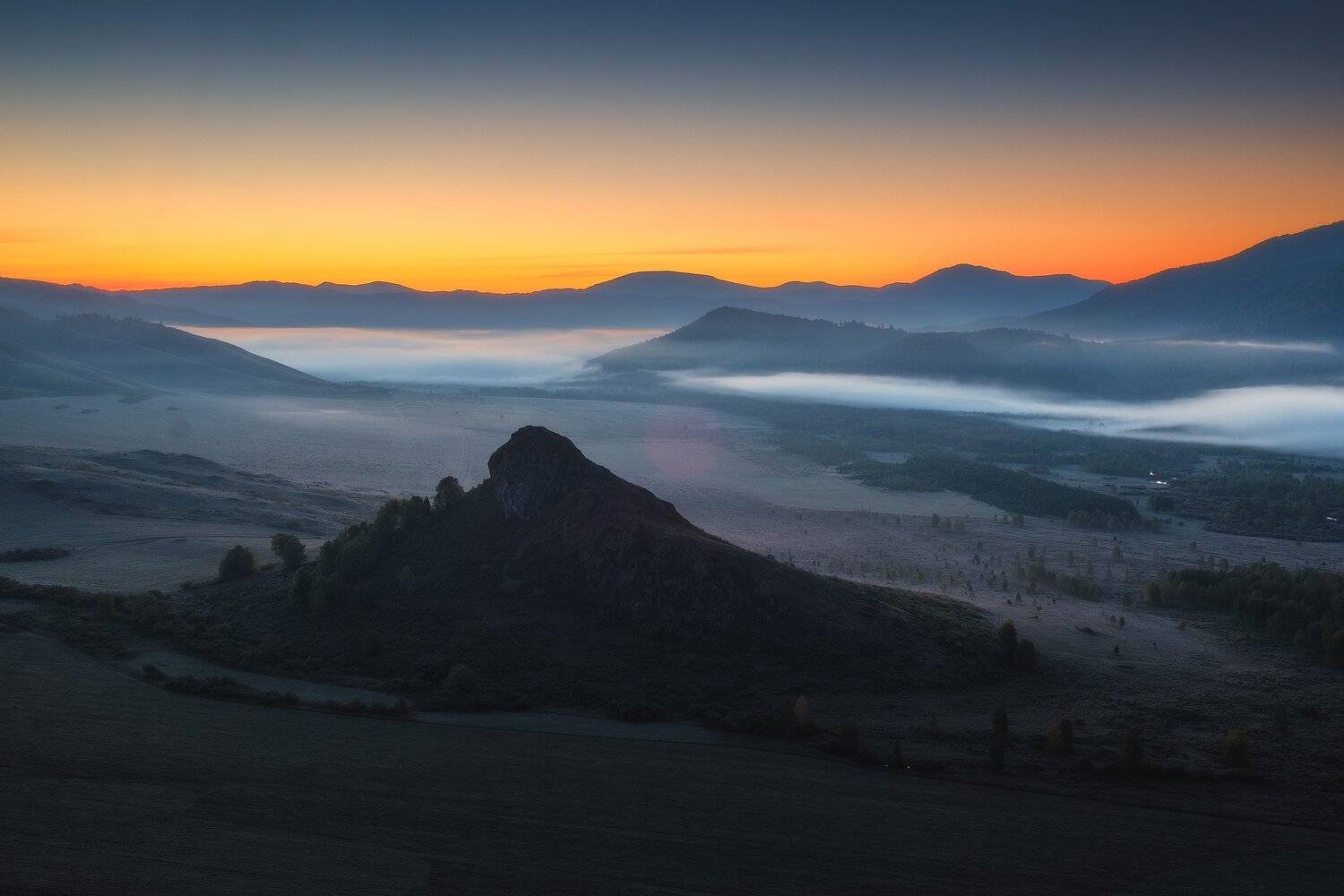 россия, алтай, алтайский край, тигирек, сибирь, осень, природа, пейзаж, горы, хребет, лесостепь, рассвет, утро, туман, заповедник, Оборотов Алексей