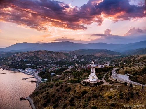 На закате