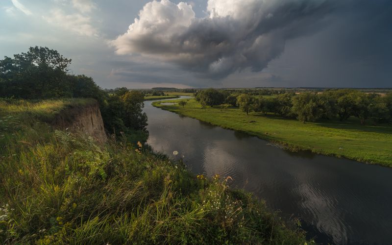 августовские  грозы фото превью