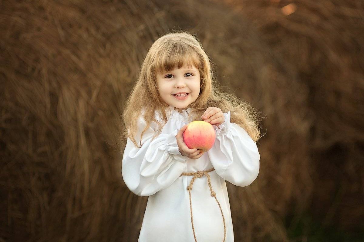 девочка,  детская и семейная фотосессия, детский и семейный фотограф, радость, восторг, счастье, фотосессия, маленькие дети, детское фото, детский фотограф, детское фото, детская фотосессия, осень, девочка, восторг, Францева Ольга