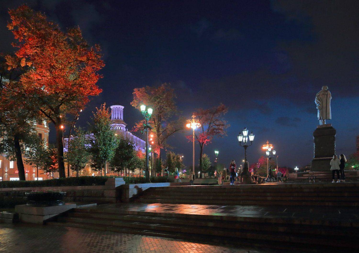 пушкинская площадь, пушкин, памятник, вечер, москва, подсветка, Виктор Климкин