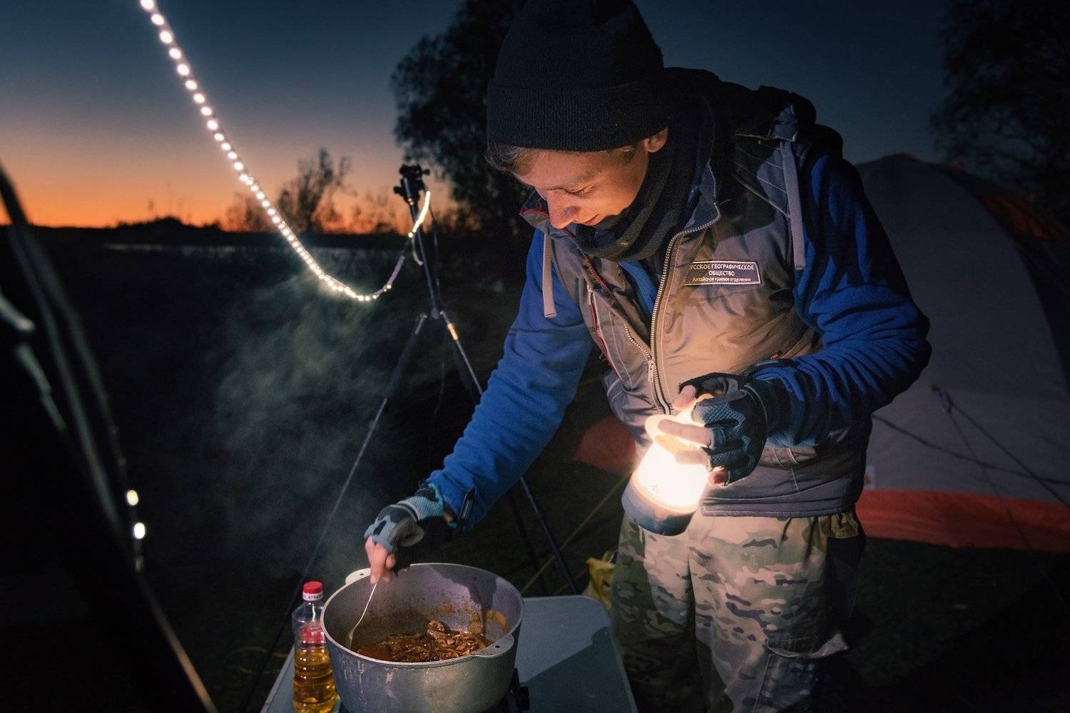 #travelling #traveling #rgs #hike #adventure #altai #altaikrai #geographer #traveler #travel #camp #kitchen #fieldkitchen #autumn #географ #полеваякухня #поход #алтай #колыванскоеозеро #алтайскийкрай #чистыескалы #путешествие #приключение, Денис Соломахин