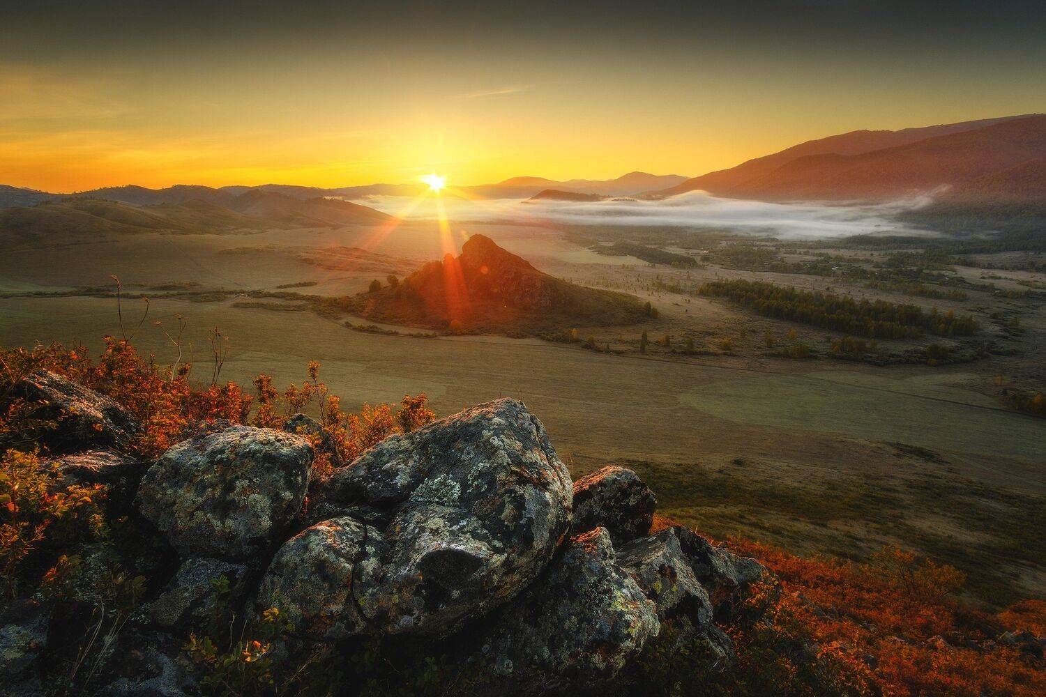 россия, алтай, алтайский край, тигирек, сибирь, осень, природа, пейзаж, горы, хребет, лесостепь, закат,  заповедник, Оборотов Алексей