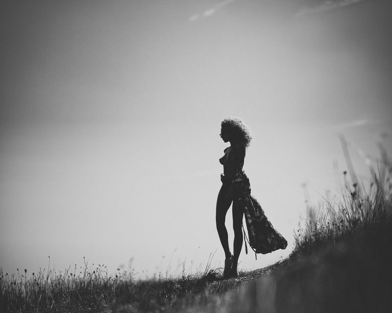 B and W фото превью