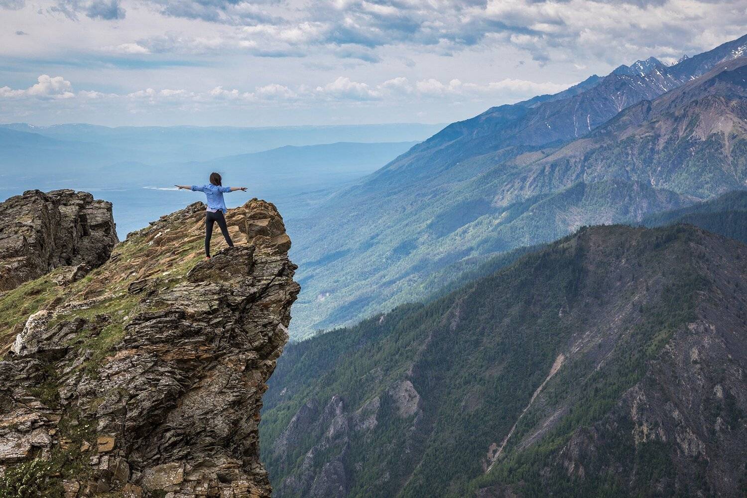 человек, девушка, горы, свобода, аршан, бурятия, сибирь, Вячеслав Мельников