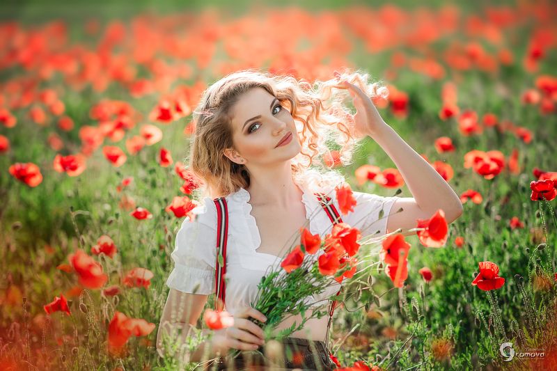 маки, маковое поле, лето, девушка, баварка, гламур Маки в Альпах фото превью