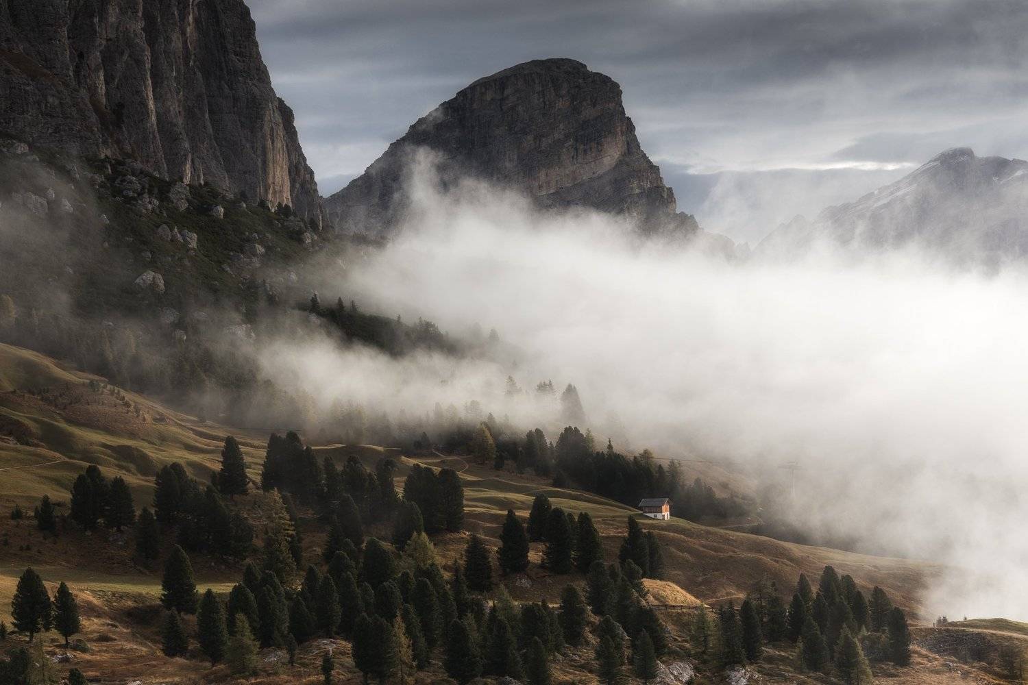 италия, доломиты, туман, утро, рассвет, осень, горы, Марина Маликова