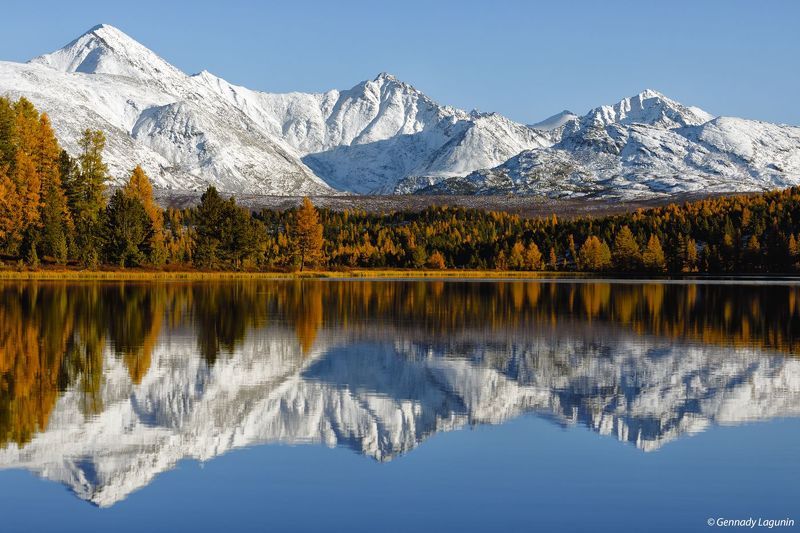 алтай, altai, осень, autumn, горы, mountains, озеро, lake Они сошлись, вода и камень фото превью