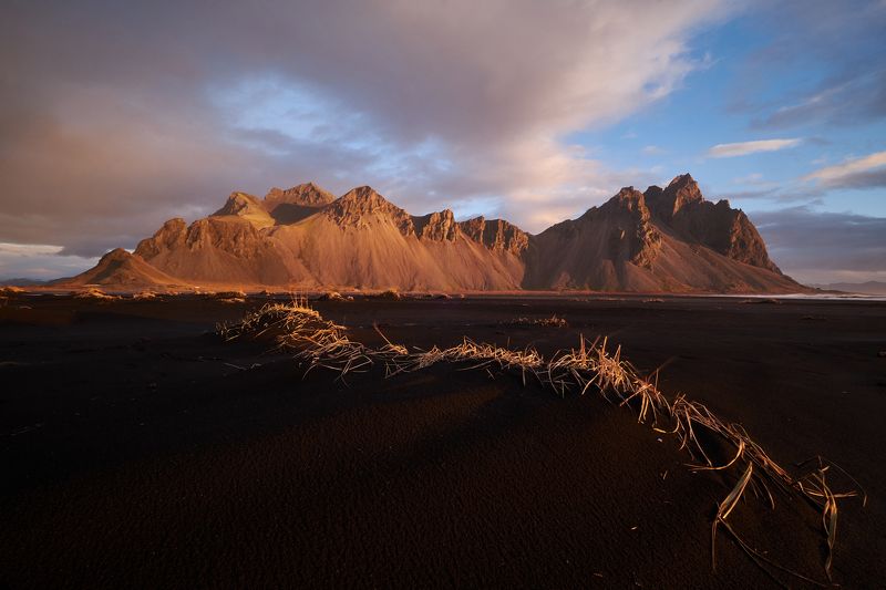 iceland,frozen,glacier,lake,winter,bird,forms,stokksnes,mountain,sunset,sunrise Stokksnes фото превью