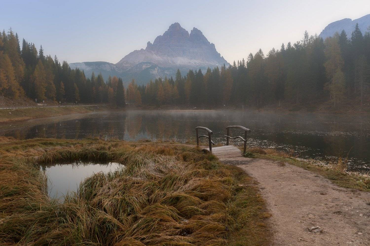 италия, доломиты, горы, озеро, осень, мостик, Марина Маликова