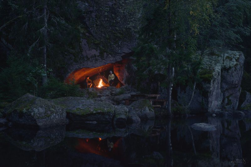 ленинградская область, лес, север, озеро, костёр, пещера, грот, отражение, поход, ночь Место из сказки фото превью