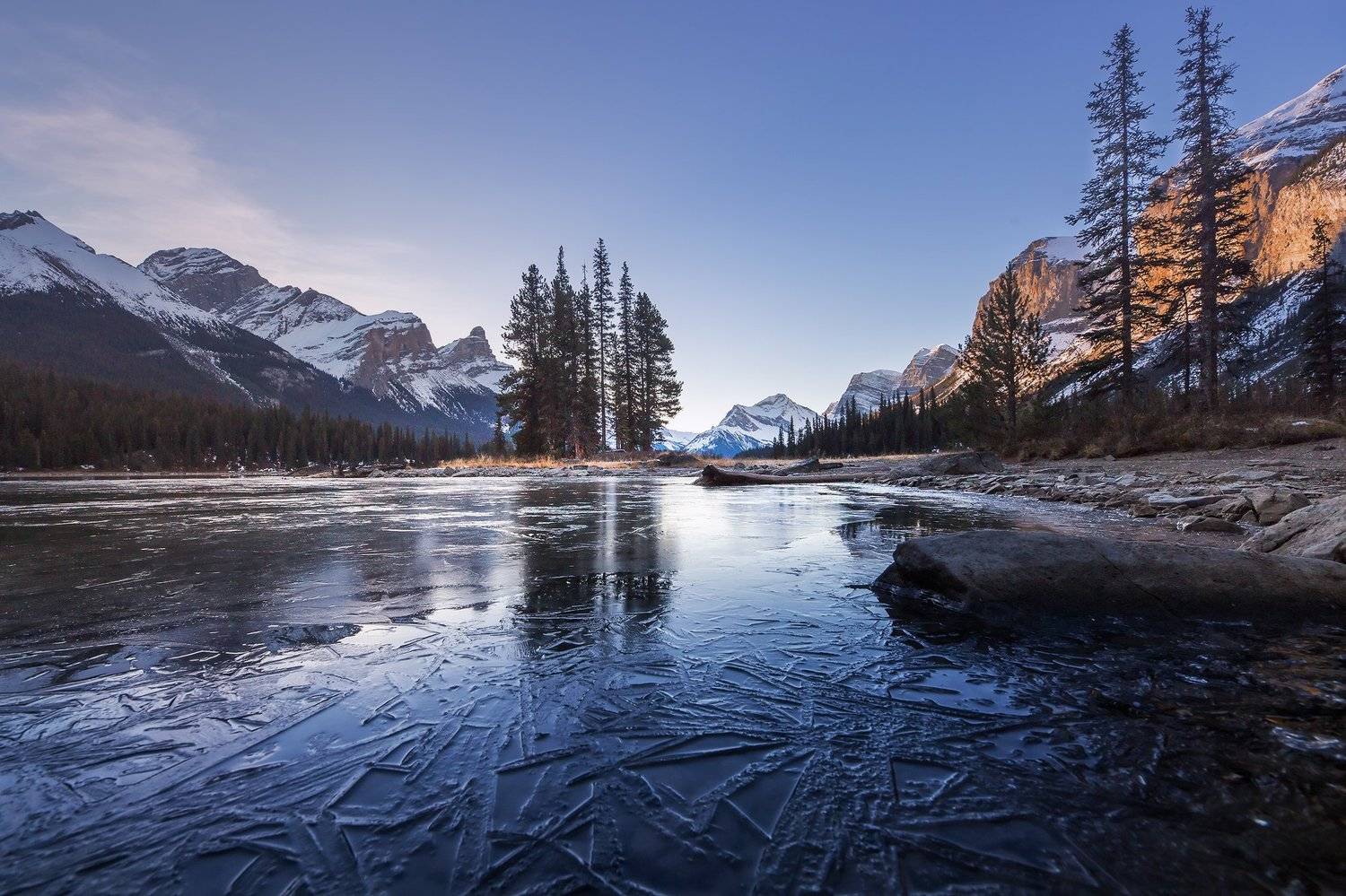 jasper, spirit, island, moraine, lake, ice, trees, Evgeny Chertov