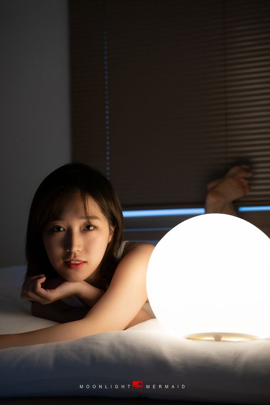 #sexy #girl #woman #beauty #cute #light #night #red #summer #potrait #underwear #female #vivid #a9 #sony #asian girl with light фото превью