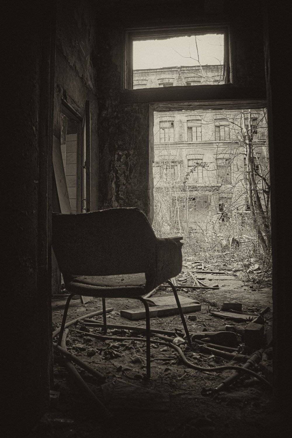 стул, разруха, апокалипсис, мрак, Vladimir Kedrov