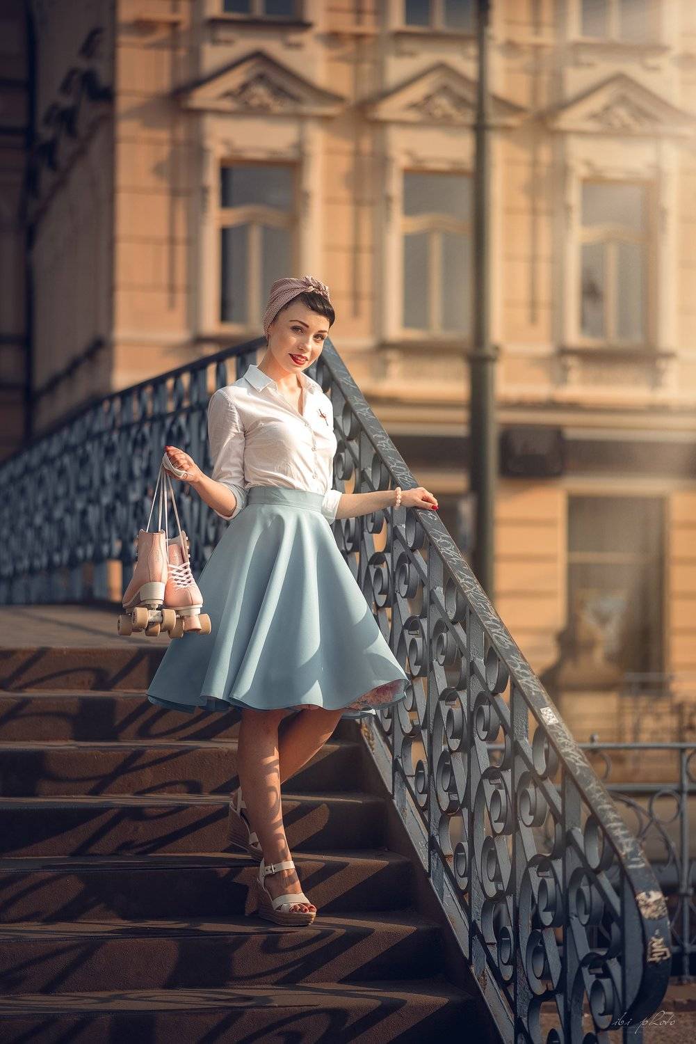 retro woman portrait roller pin up, Izabela Bilinska