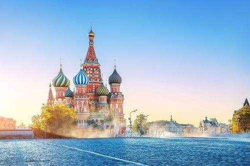 В брызгах воды