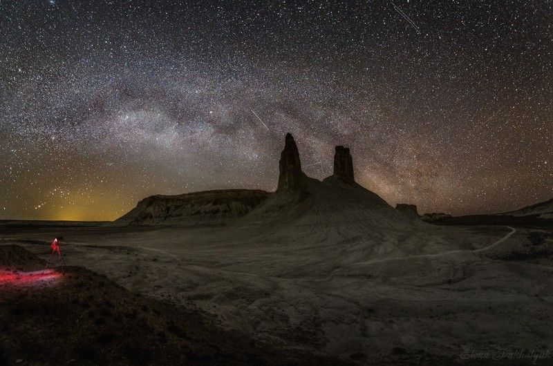 казахстан,пейзаж,россия,фототур,ночь,млечный путь,бозжира, офроад, джиптур,персеиды,природа,степь,марс,горы Звезды Марса фото превью