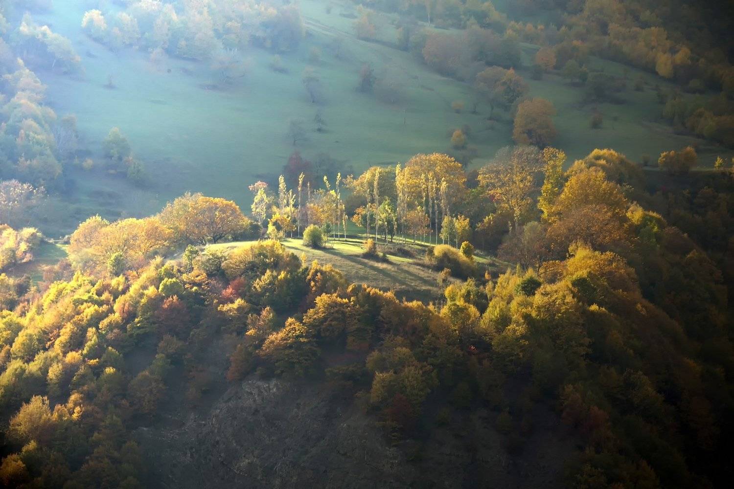 азербайджан , село ,  природа , ущелье , лагич горы осень кавказ, Aleksandr Karyagin