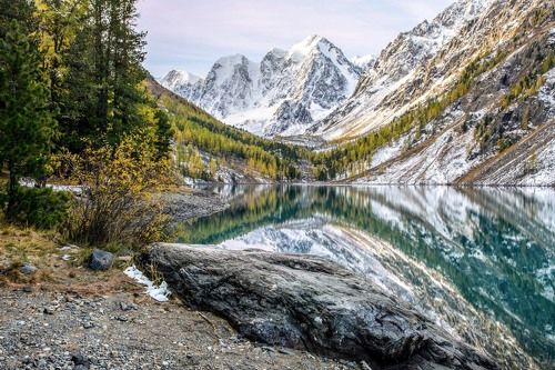 Застывшее спокойствие осеннего утра