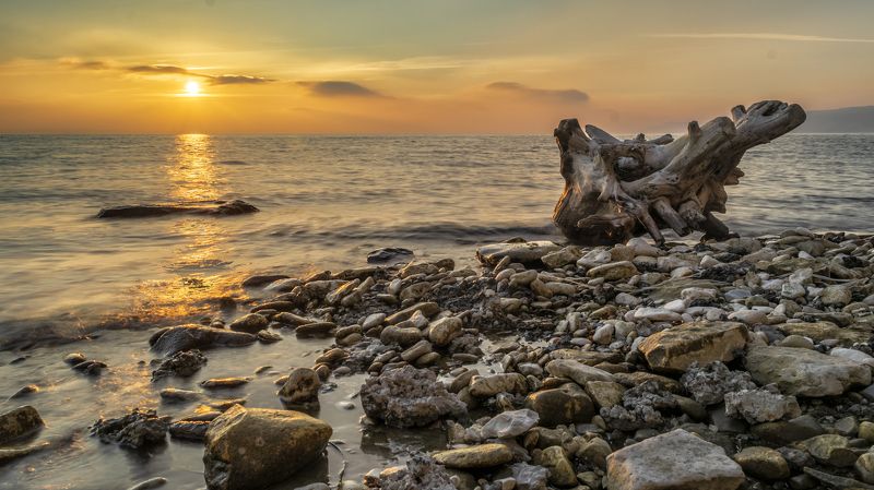 пейзаж, природа, река, волга, рассвет, камни, волны, landscape,nikon, natura, river, volga, stones, waves Безмятежность в первых лучах фото превью